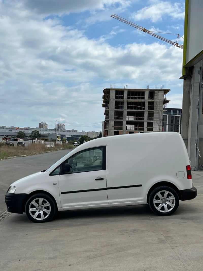 VW Caddy 2.0sdi Клима, Нави, снимка 8 - Автомобили и джипове - 47327291