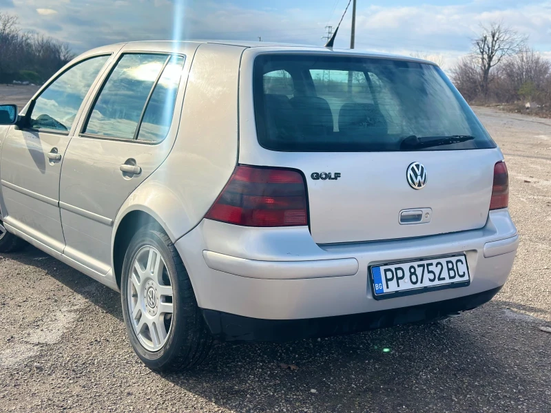 VW Golf, снимка 3 - Автомобили и джипове - 48053704