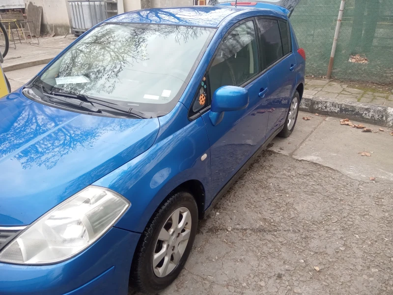 Nissan Tiida 1.8, снимка 11 - Автомобили и джипове - 48238067