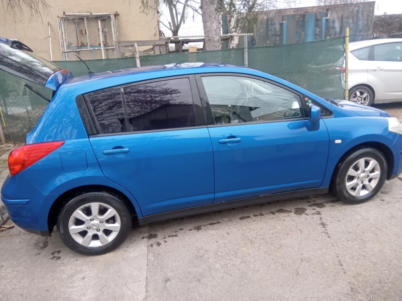 Nissan Tiida 1.8, снимка 13 - Автомобили и джипове - 48238067