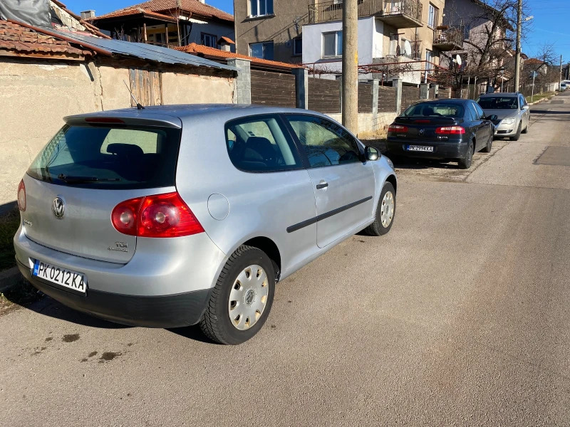 VW Golf, снимка 5 - Автомобили и джипове - 48588682