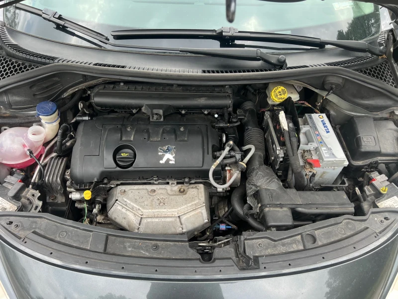 Peugeot 207 1.6i, снимка 13 - Автомобили и джипове - 52291488