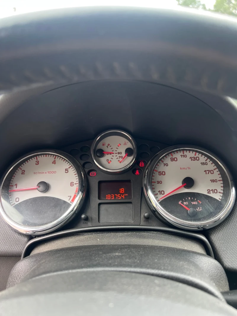 Peugeot 207 1.6i, снимка 15 - Автомобили и джипове - 52291488