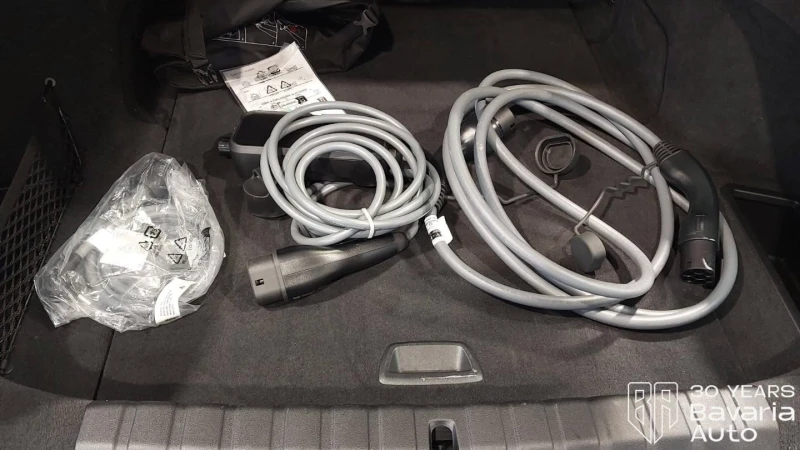 BMW i4 35 eDrive Gran Coupe M Sport Paket, снимка 12 - Автомобили и джипове - 52748789