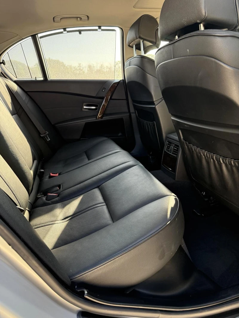 BMW 545  V8 Газ/Бензин Всички екстри /ЛИЗИНГ, снимка 10 - Автомобили и джипове - 52917638