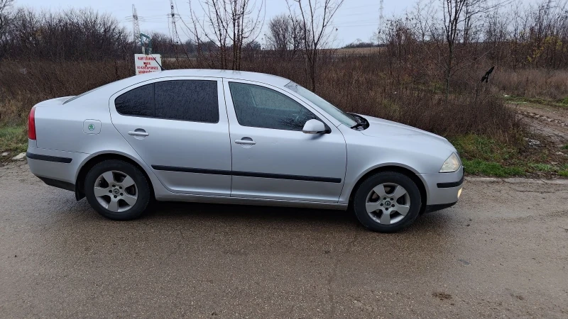 Skoda Octavia 1.6FSI 115к.с. Еуратек 1ви Собственик!, снимка 2 - Автомобили и джипове - 52934237