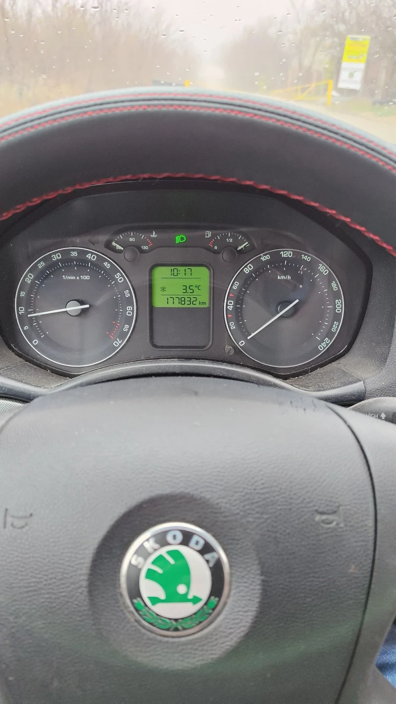 Skoda Octavia 1.6FSI 115к.с. Еуратек 1ви Собственик!, снимка 6 - Автомобили и джипове - 52934237