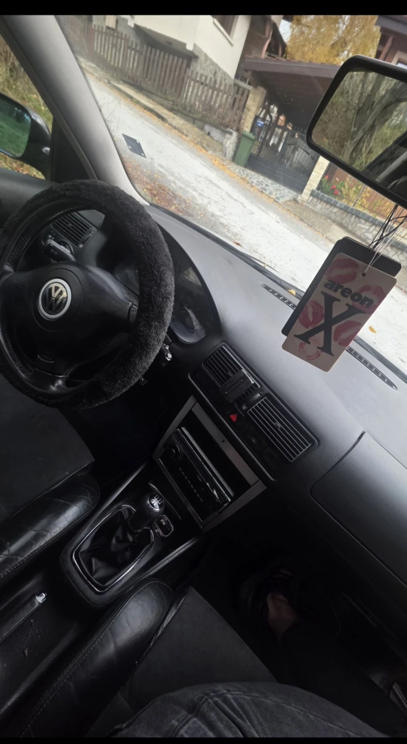 VW Golf, снимка 7 - Автомобили и джипове - 53377331