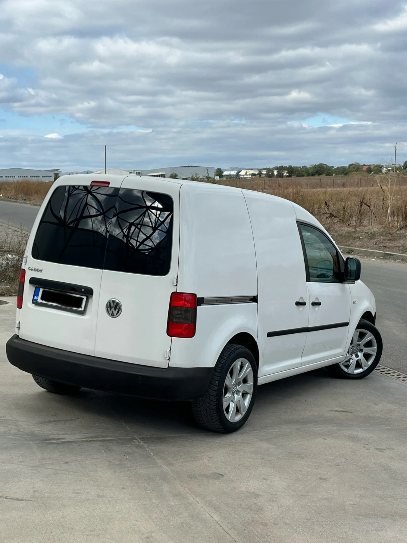 VW Caddy 2.0sdi Клима, Нави - изображение 6