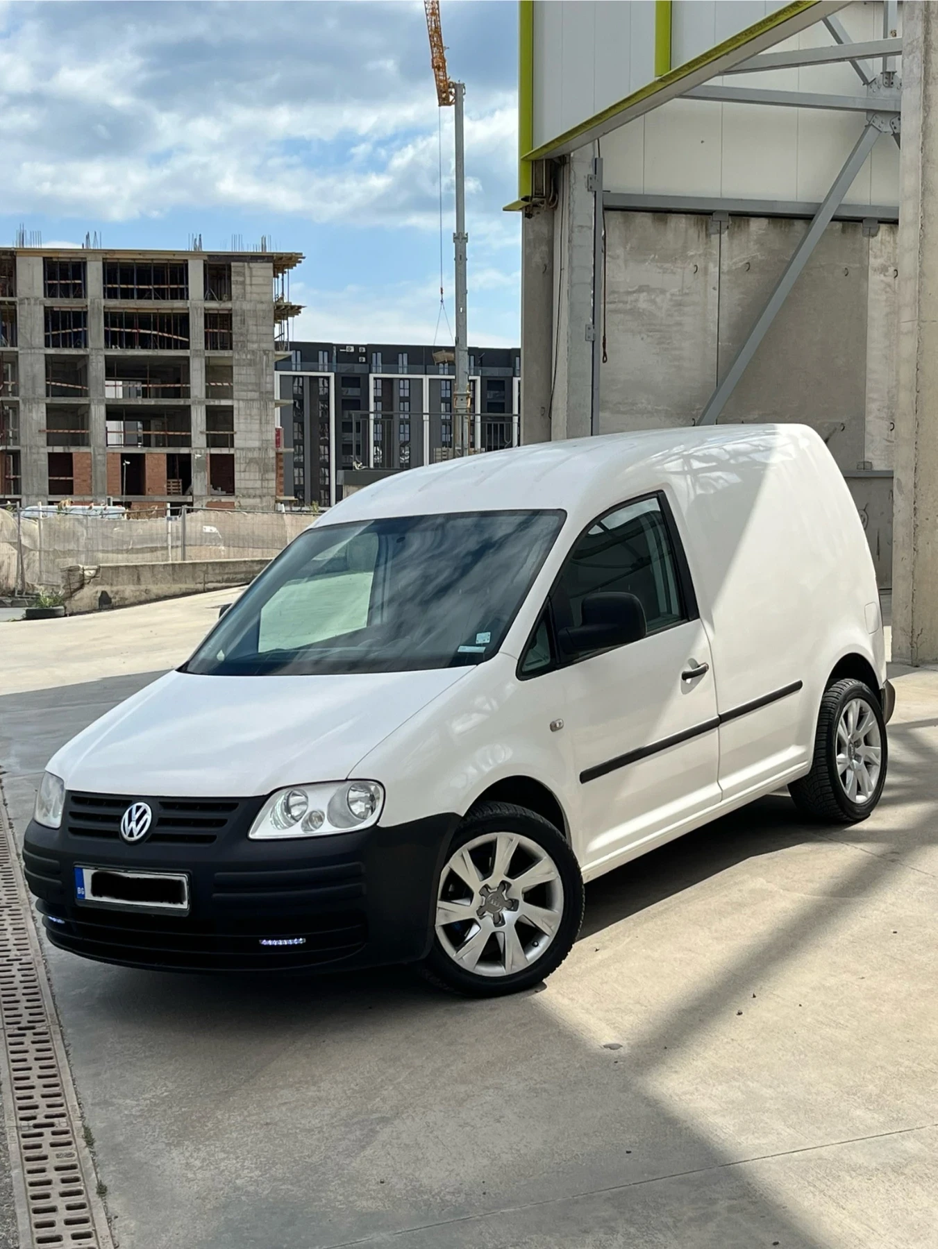 VW Caddy 2.0sdi Клима, Нави - изображение 3