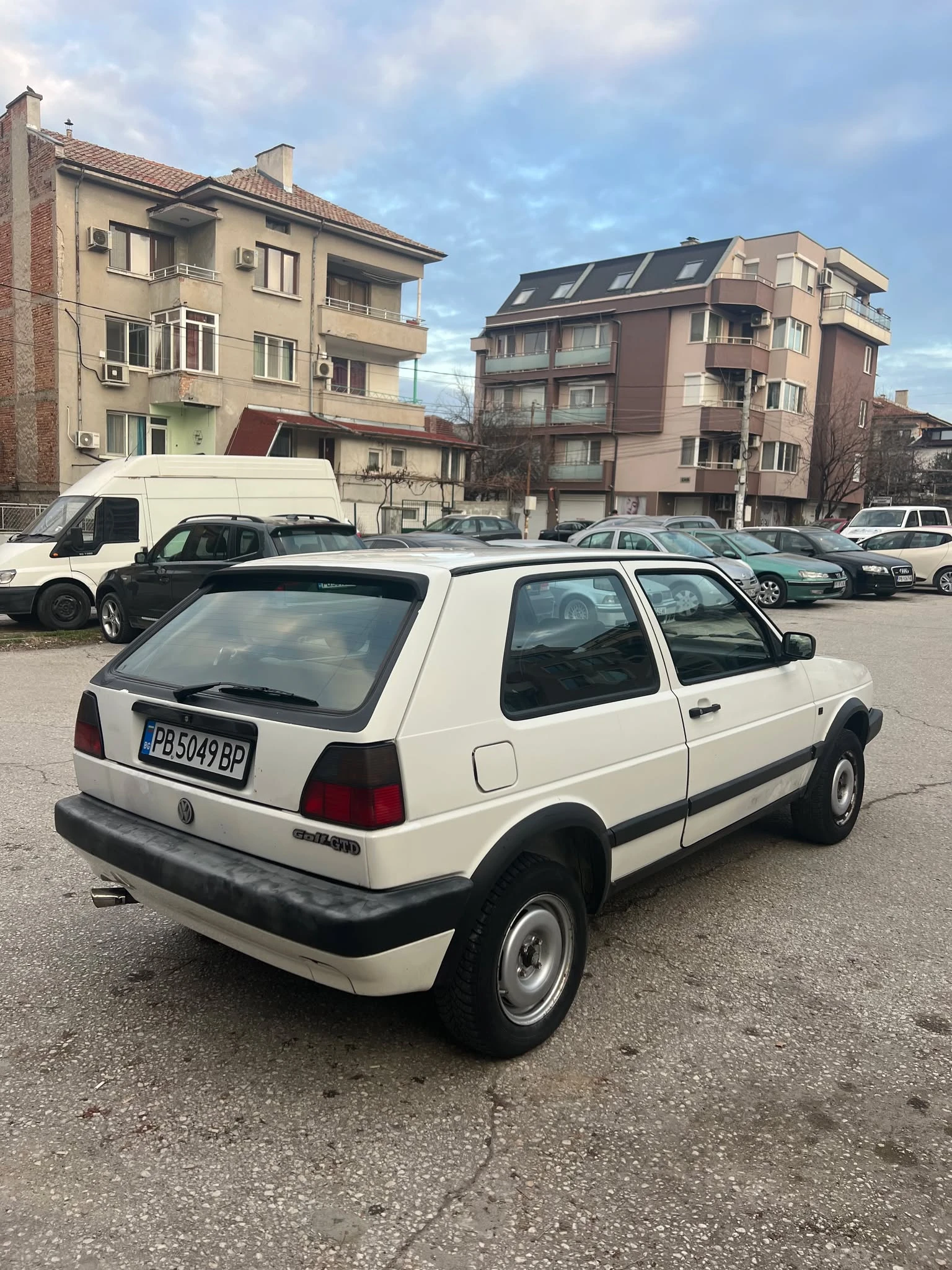 VW Golf GTD SB 82кс - изображение 3