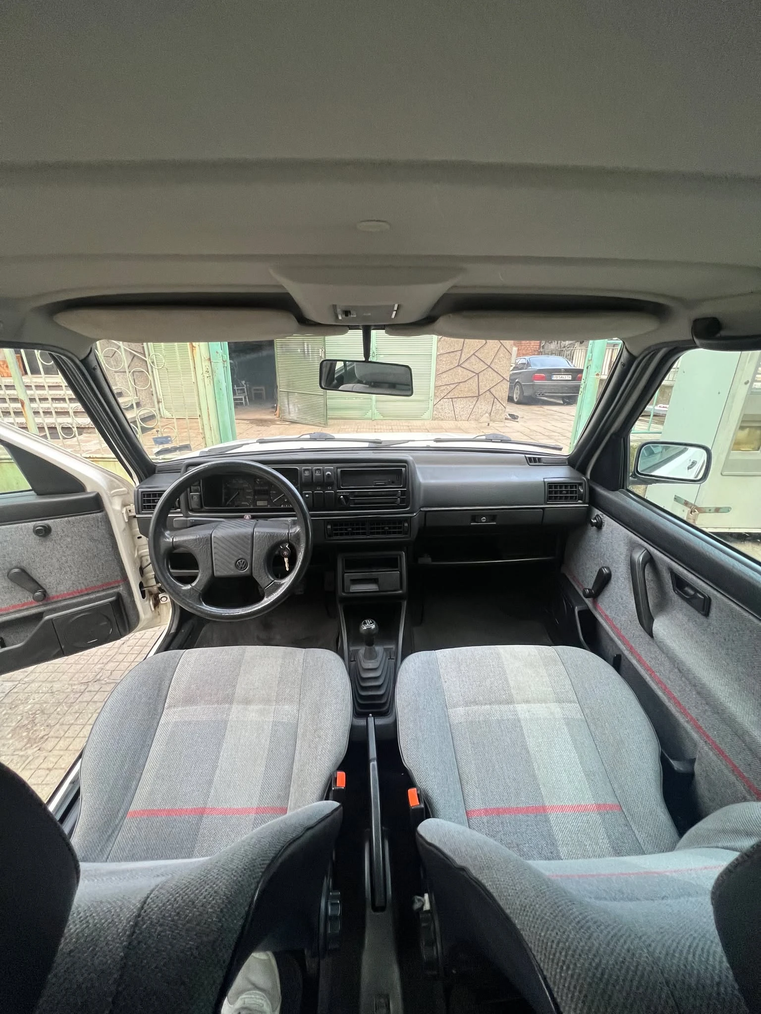 VW Golf GTD SB 82кс - изображение 10