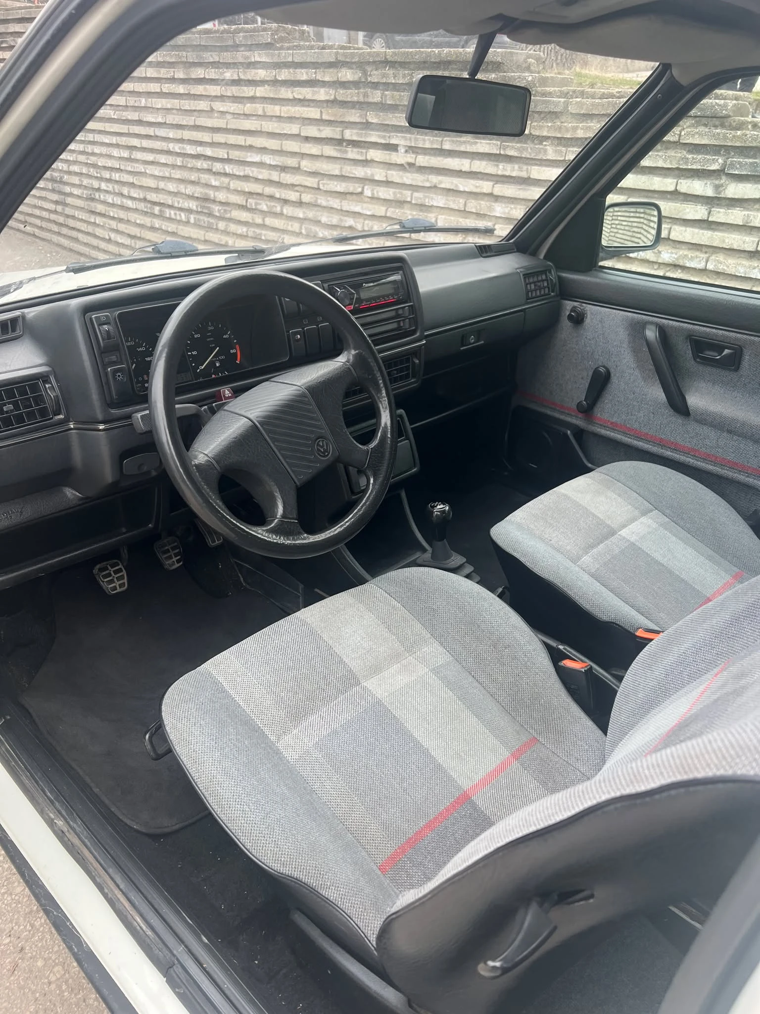 VW Golf GTD SB 82кс - изображение 9