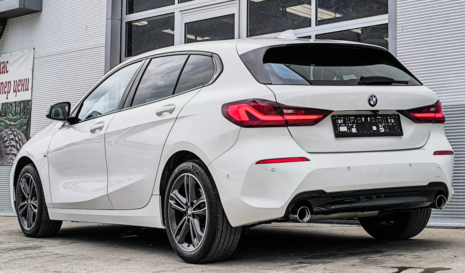 BMW 118 2.0D M-SPORT FULL ЕКСТРИ ГЕРМАНИЯ TUV 04.2026 - изображение 5
