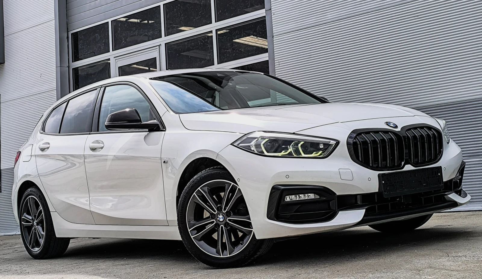 BMW 118 2.0D M-SPORT FULL ЕКСТРИ ГЕРМАНИЯ TUV 04.2026 - изображение 4