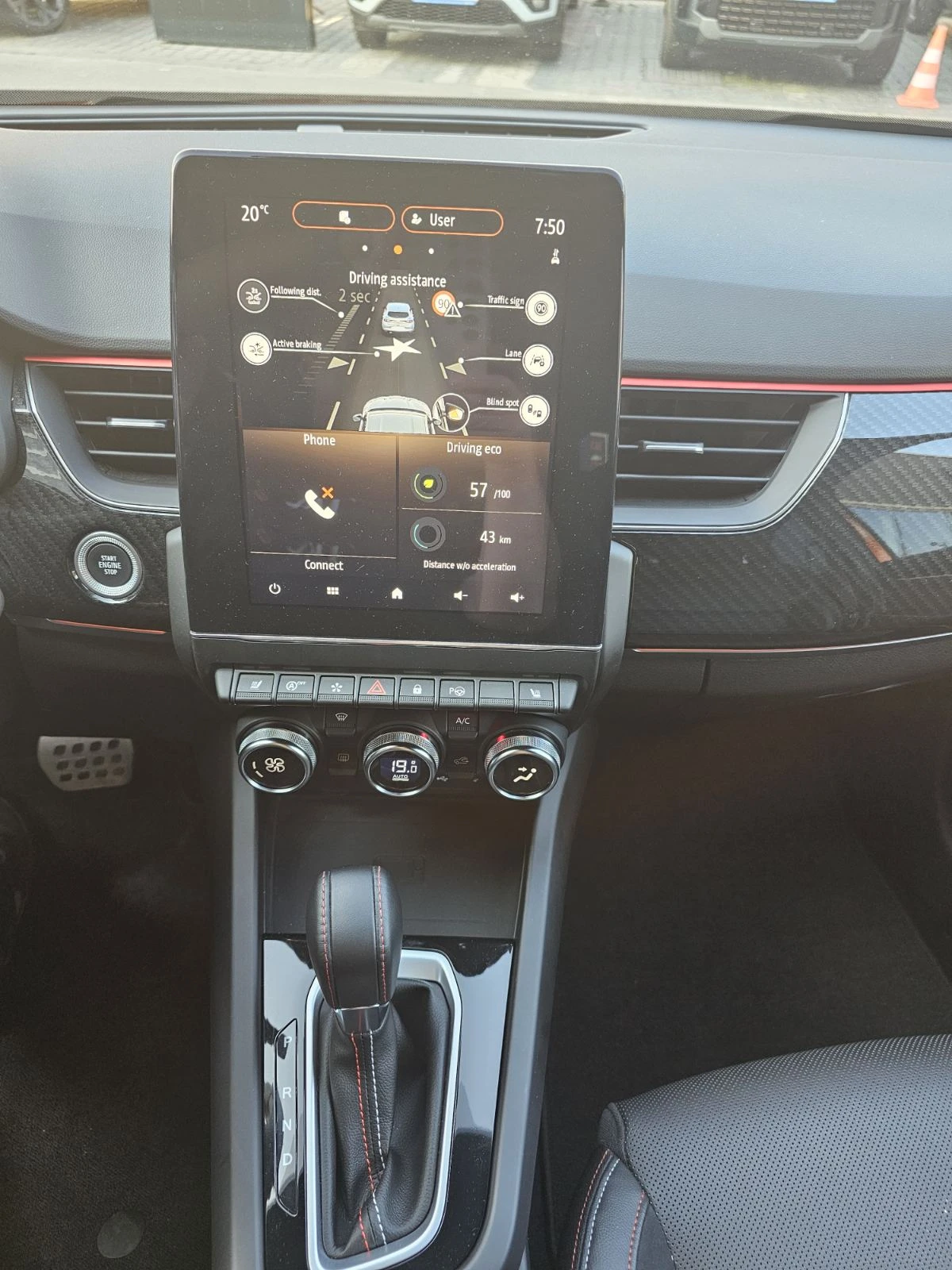 Renault Arkana 1.3 TCe 160 Hybrid - изображение 9