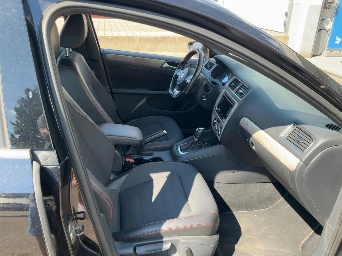 VW Jetta  2.0 TSI 210кс.Highline GTI  - изображение 5