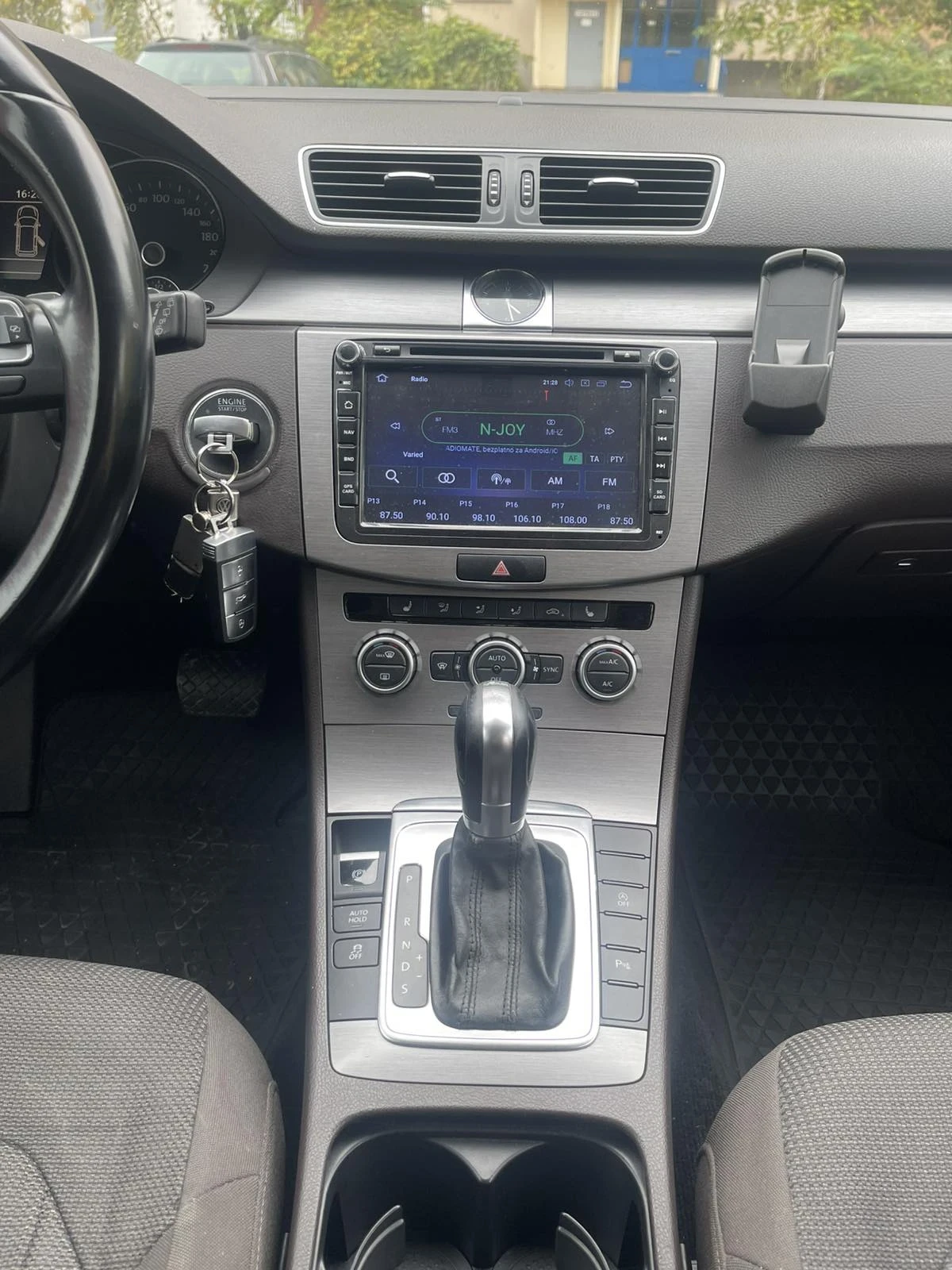 VW Passat 2.0 TDI, 140 к.с., DSG - изображение 10
