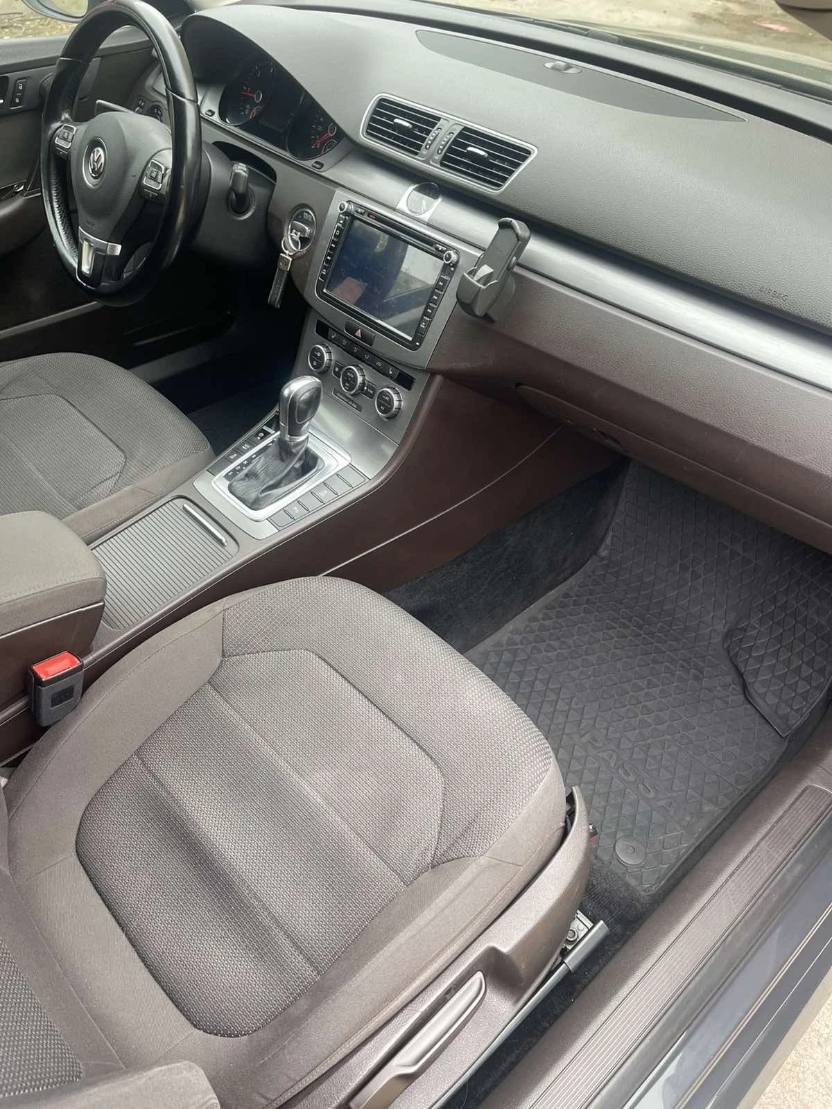 VW Passat 2.0 TDI, 140 к.с., DSG - изображение 8
