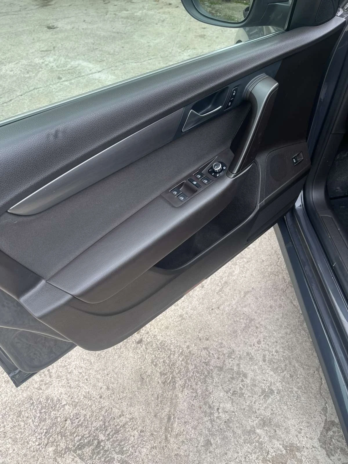 VW Passat 2.0 TDI, 140 к.с., DSG - изображение 6