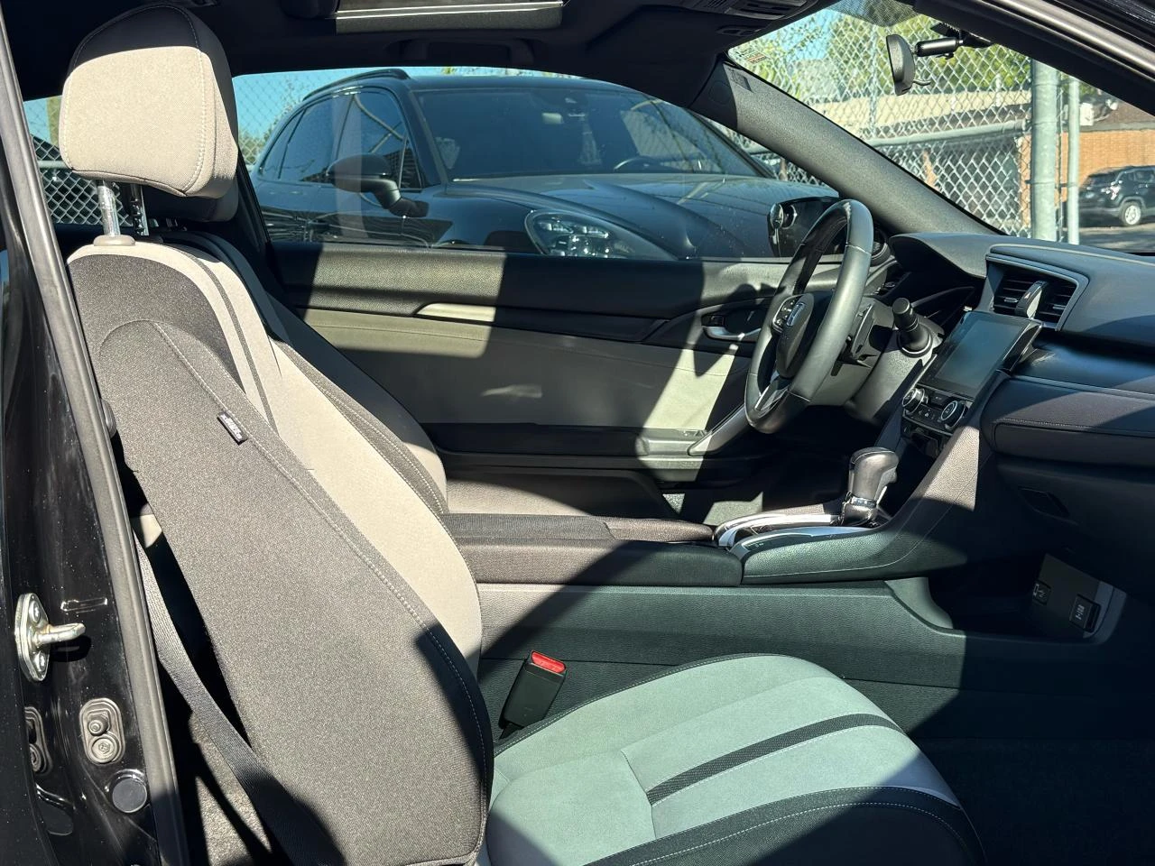 Honda Civic 1.5T CVT / EX-T Coupe / PANO | Mobile.bg   11