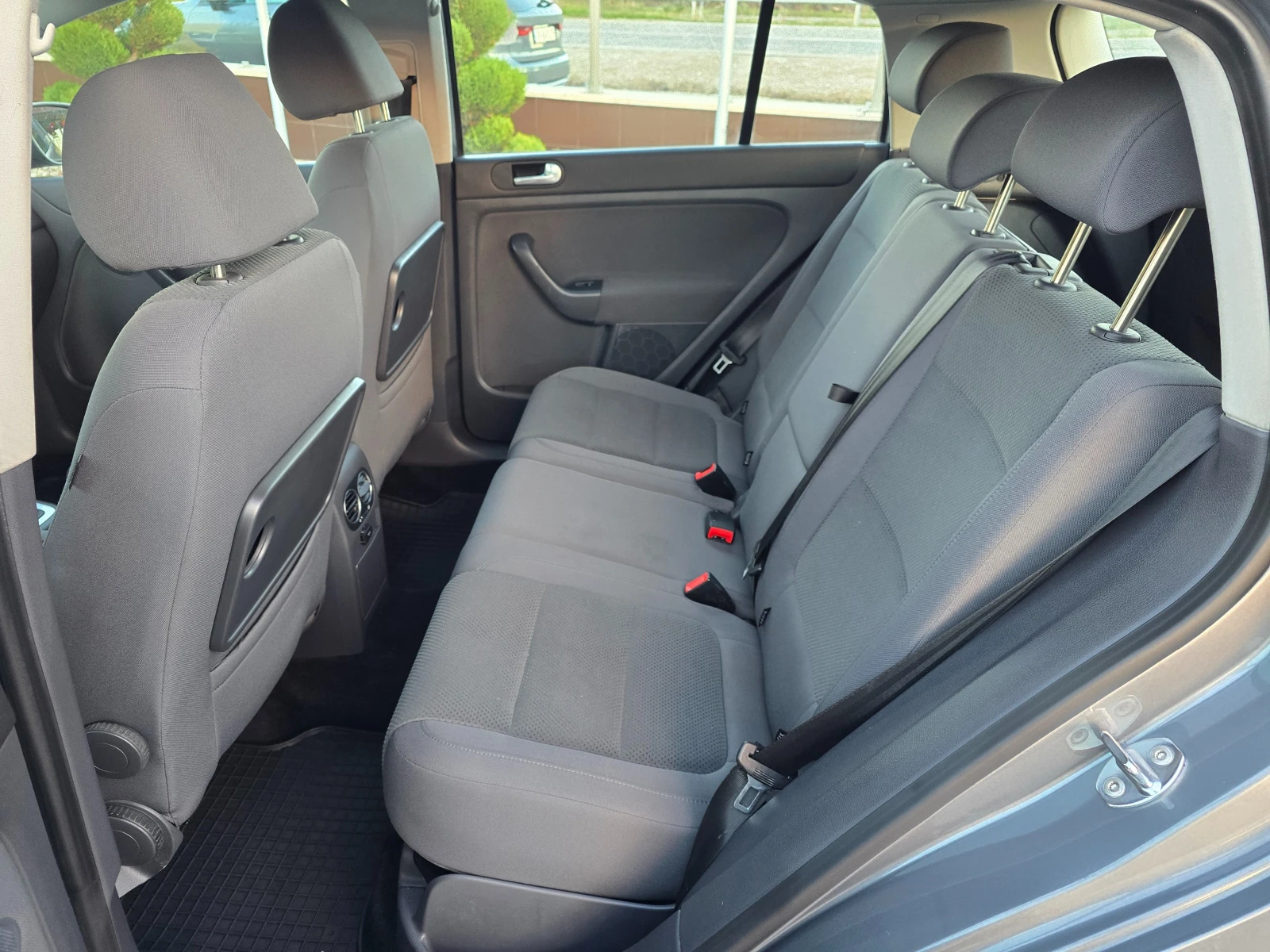 VW Golf Plus 1.9TDI 105 DSG ! !  102000  | Mobile.bg   11