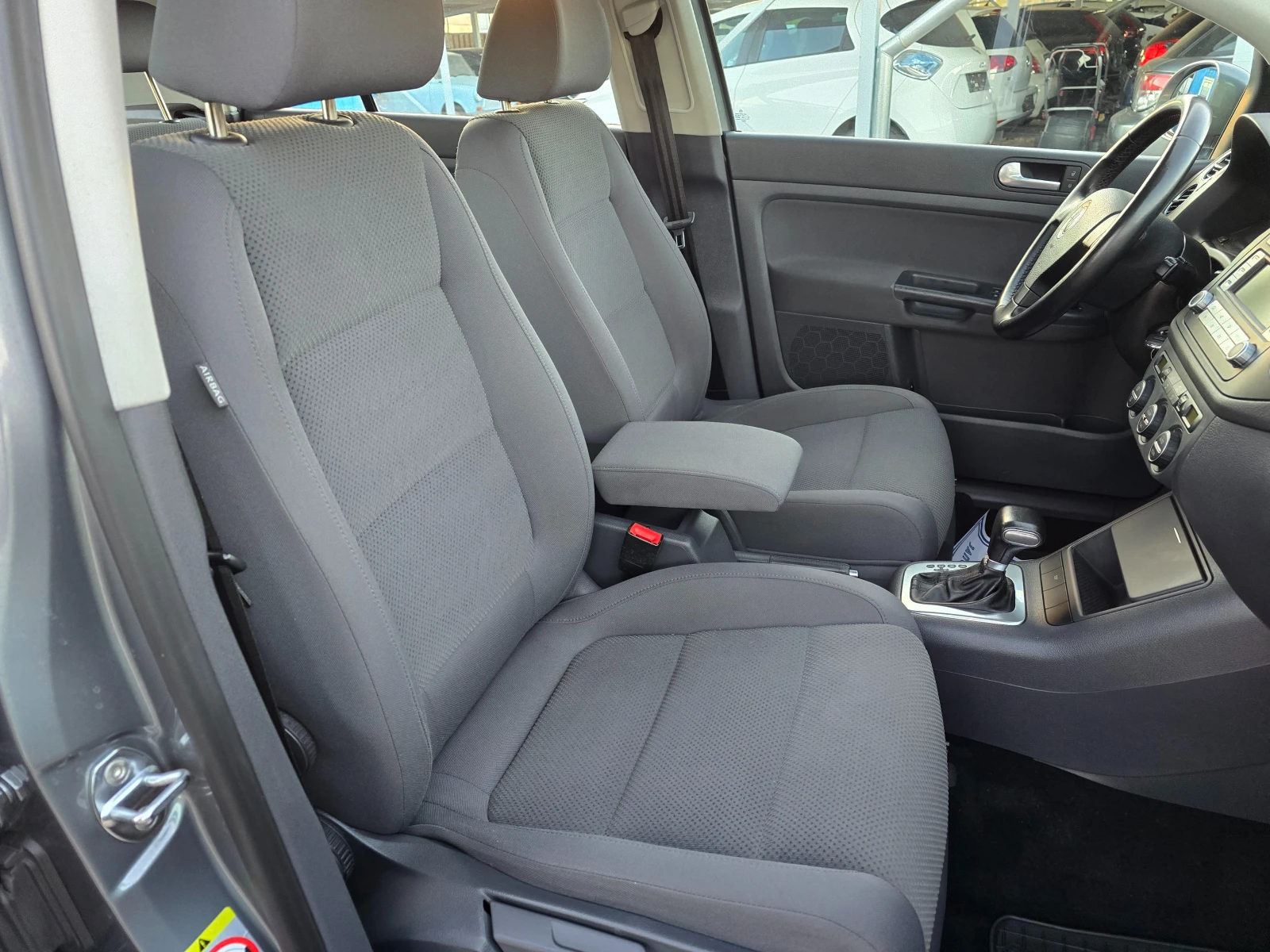 VW Golf Plus 1.9TDI 105 DSG ! !  102000  | Mobile.bg   14