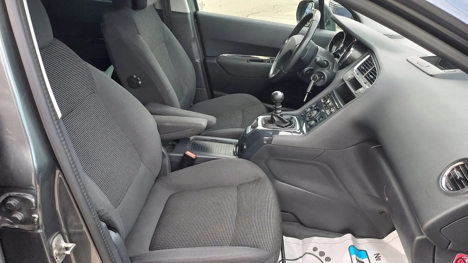 Peugeot 5008 1, 6 hdi 115к.с. - изображение 9