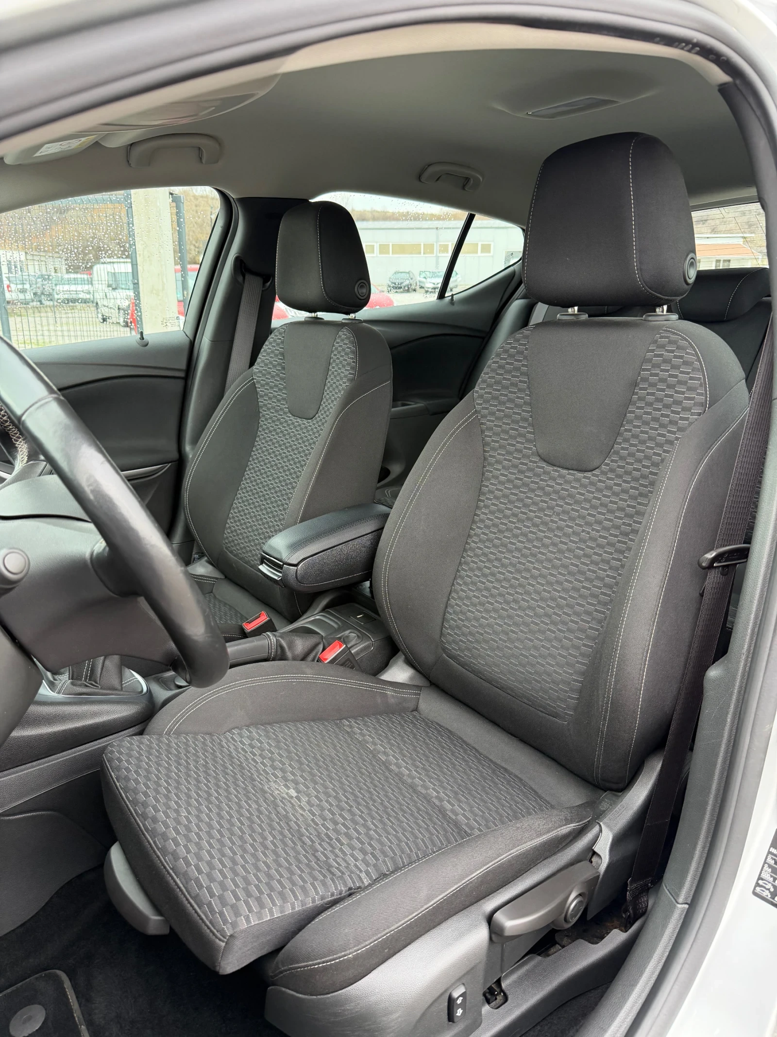 Opel Astra 1.6CDTI NAVI EURO 6 TUV COC SERVICE BOOK - изображение 10