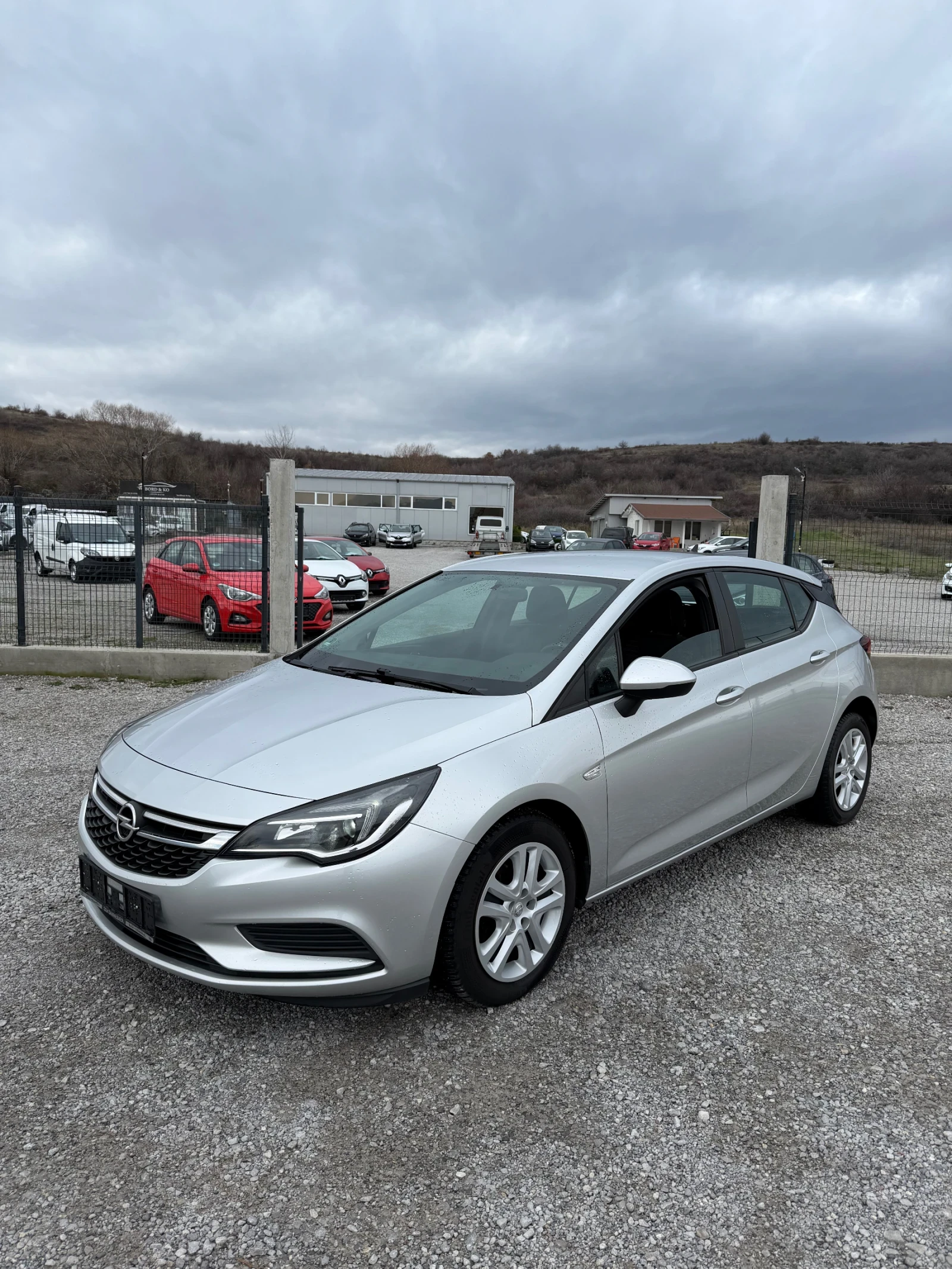 Opel Astra 1.6CDTI NAVI EURO 6 TUV COC SERVICE BOOK - изображение 2