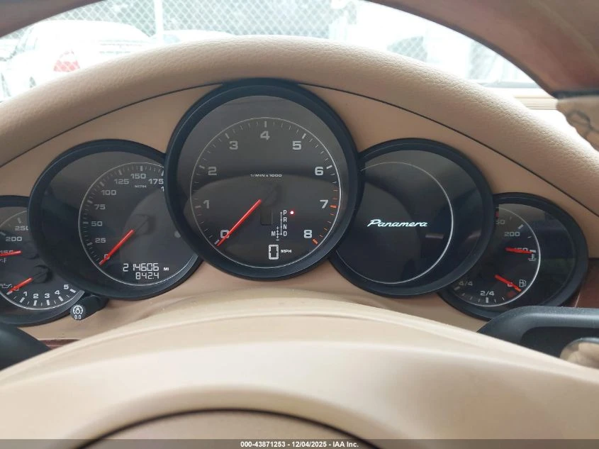 Porsche Panamera 3.6i, 4x4, перфектна - изображение 5