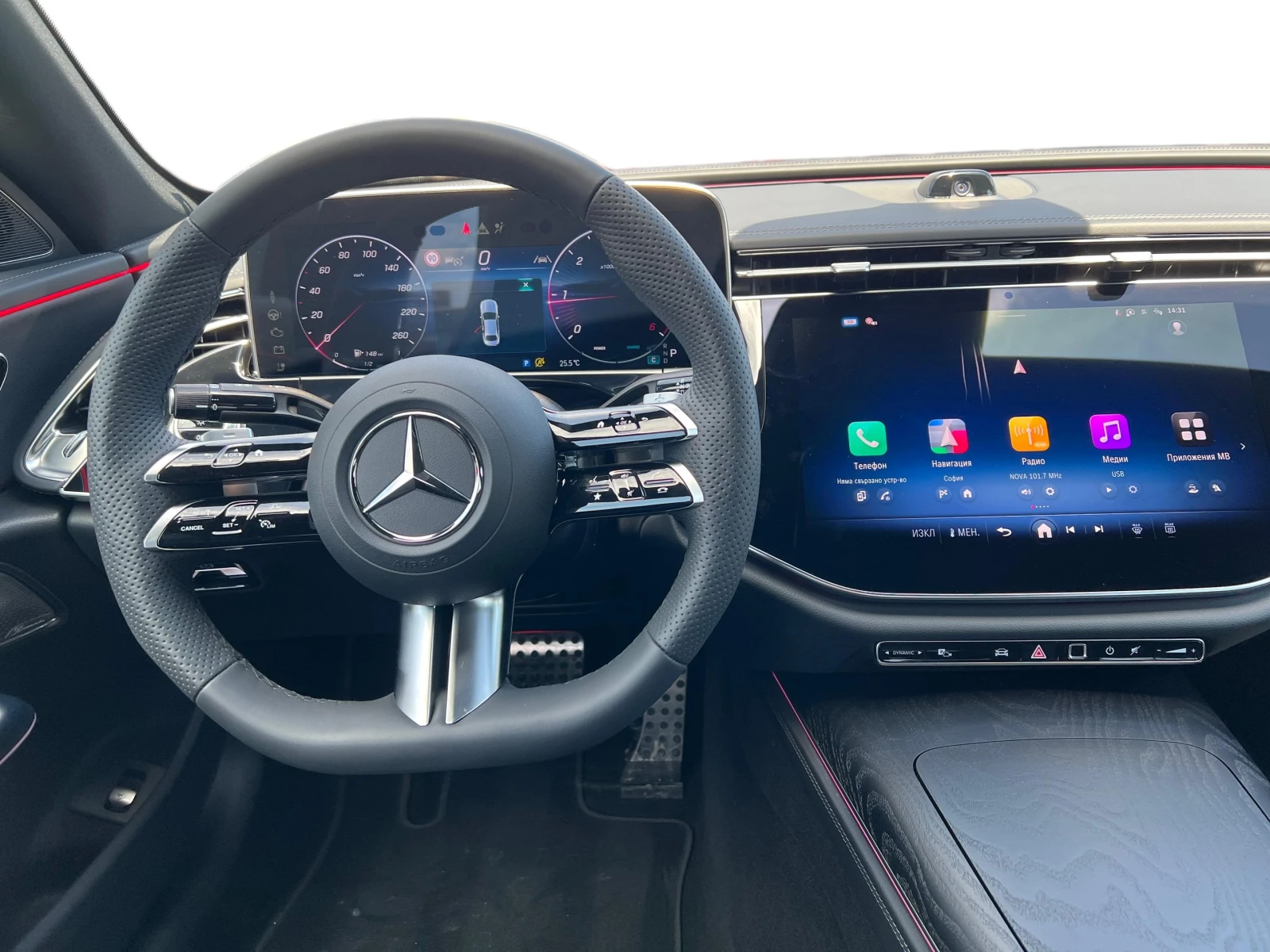 Mercedes-Benz E 220 d 4MATIC, снимка 7 - Автомобили и джипове - 53147650