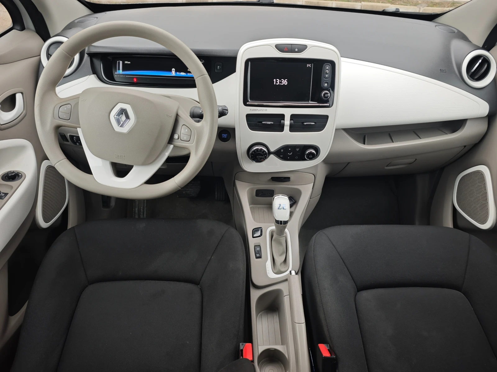 Renault Zoe 43KW/92к.с./42000км./Гаранция - изображение 8