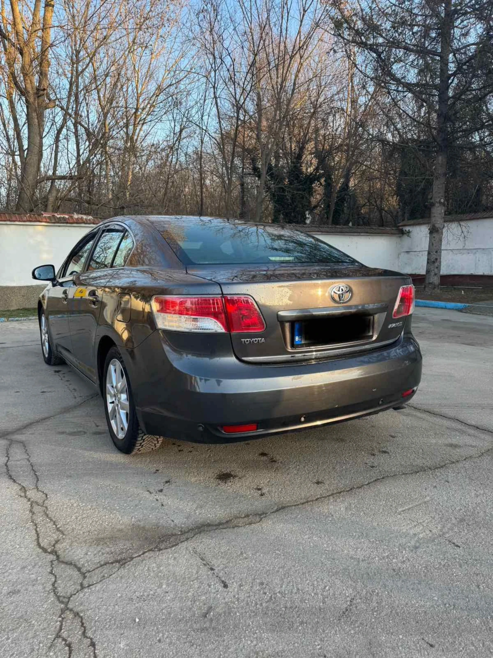 Toyota Avensis 2.0 vvti, снимка 3 - Автомобили и джипове - 53808124