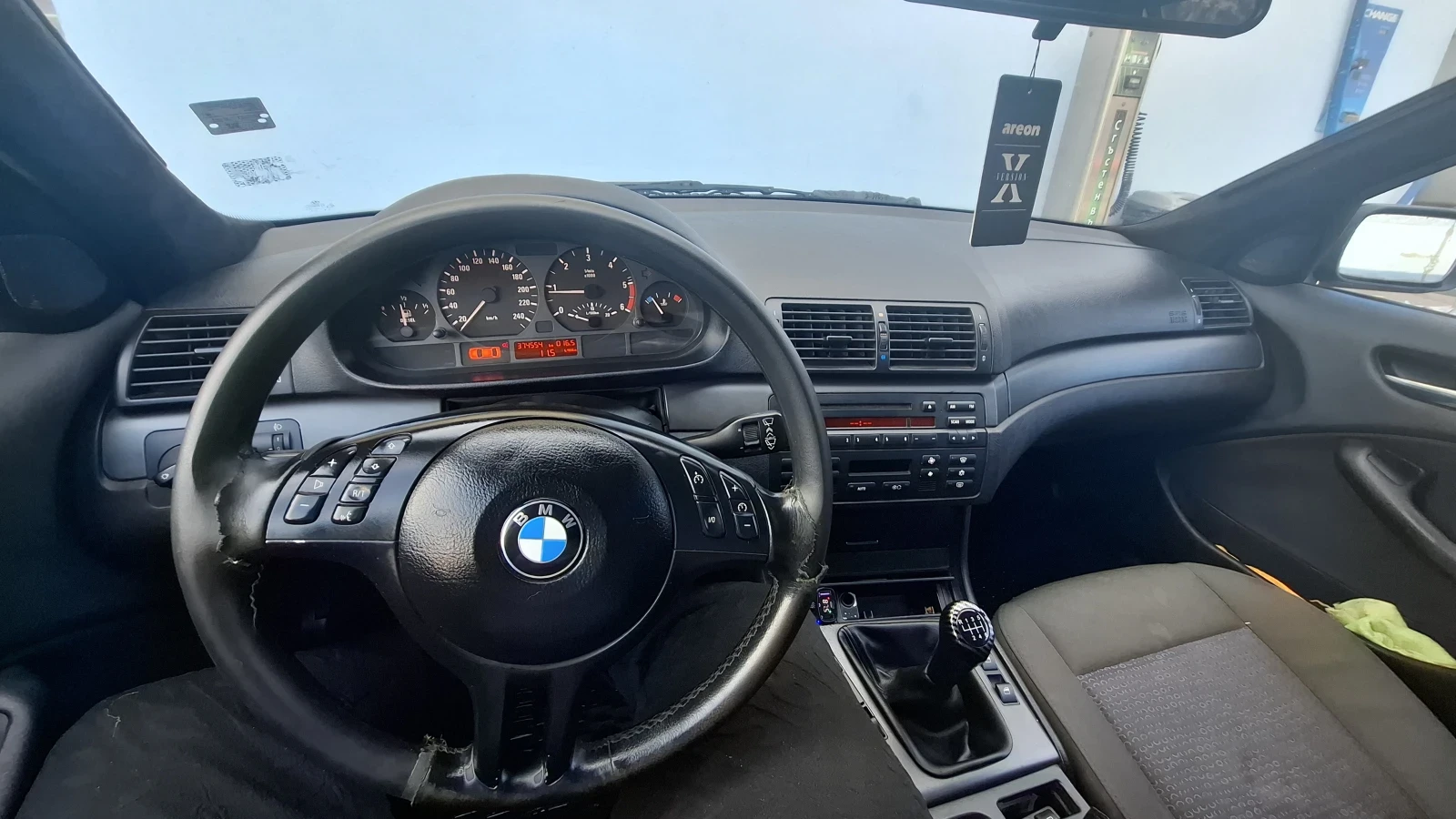 BMW 320 320d, снимка 14 - Автомобили и джипове - 53810226