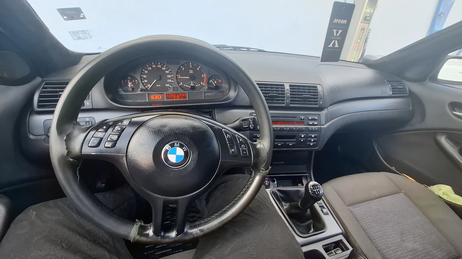 BMW 320 320d, снимка 13 - Автомобили и джипове - 53810226