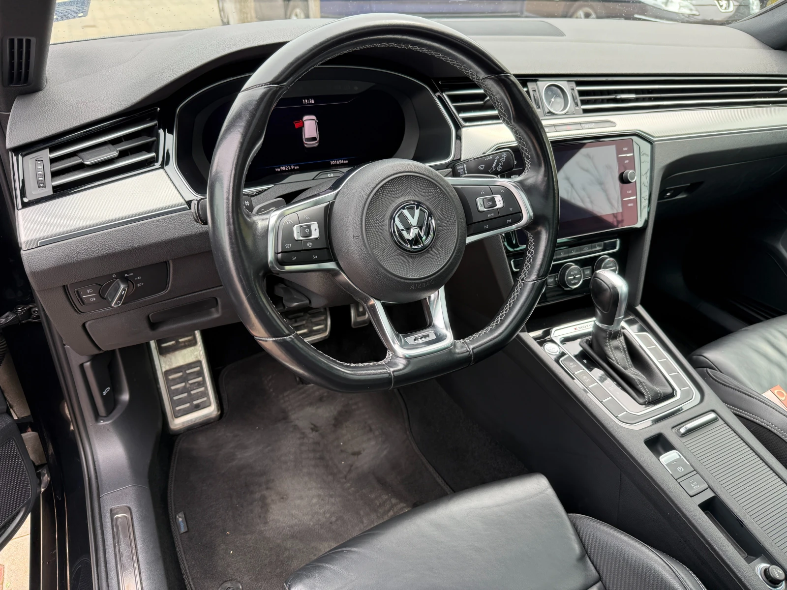 VW Passat R-LINE, снимка 7 - Автомобили и джипове - 54230185