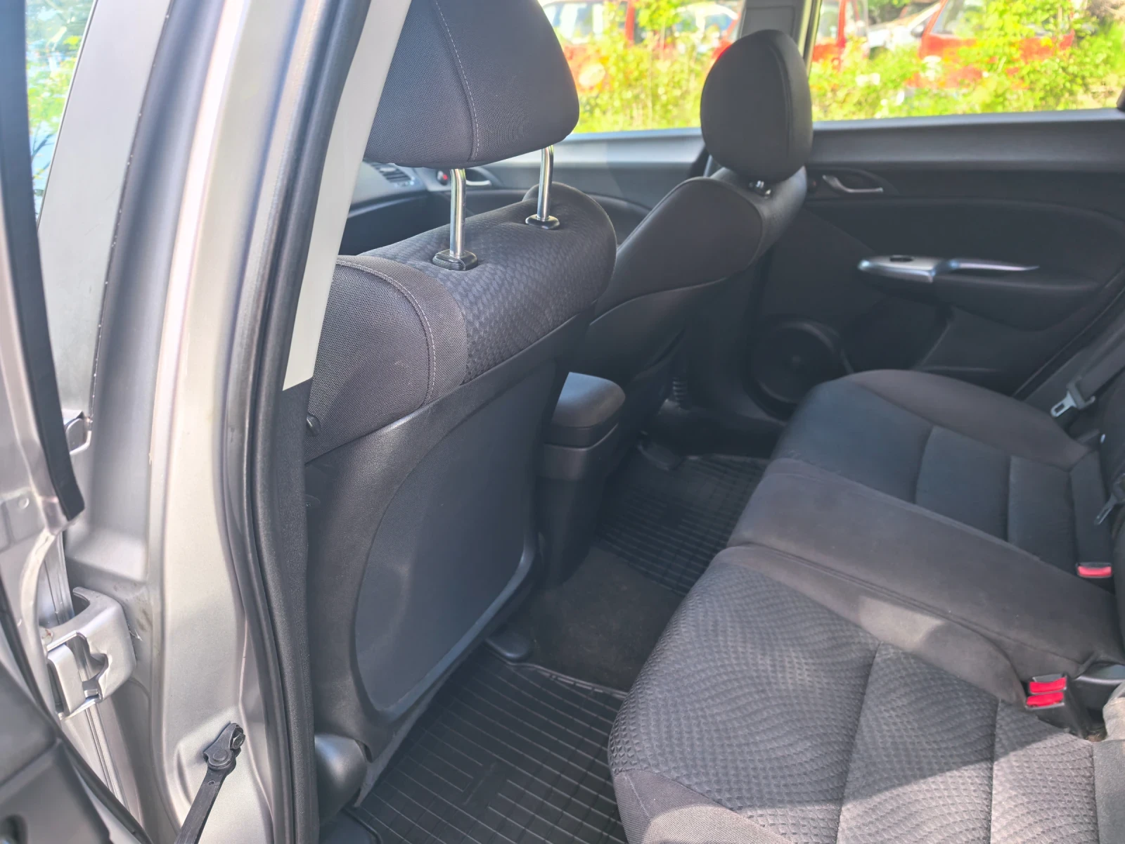 Honda Civic 1.4 i-vtec Elegance 168000 km!!!!!, снимка 9 - Автомобили и джипове - 54403269