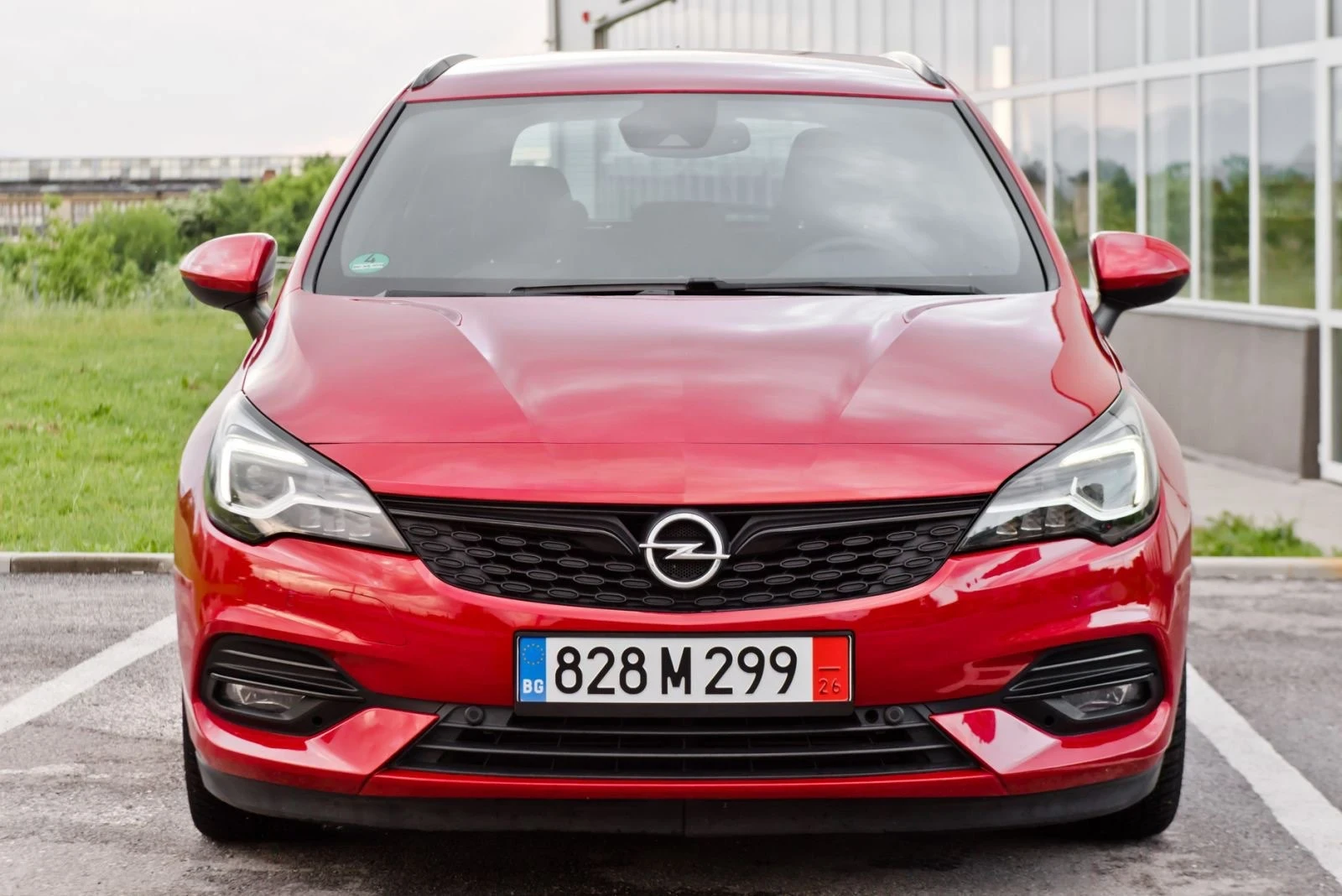 Opel Astra 1.2i FULL FULL LED , снимка 3 - Автомобили и джипове - 54743448