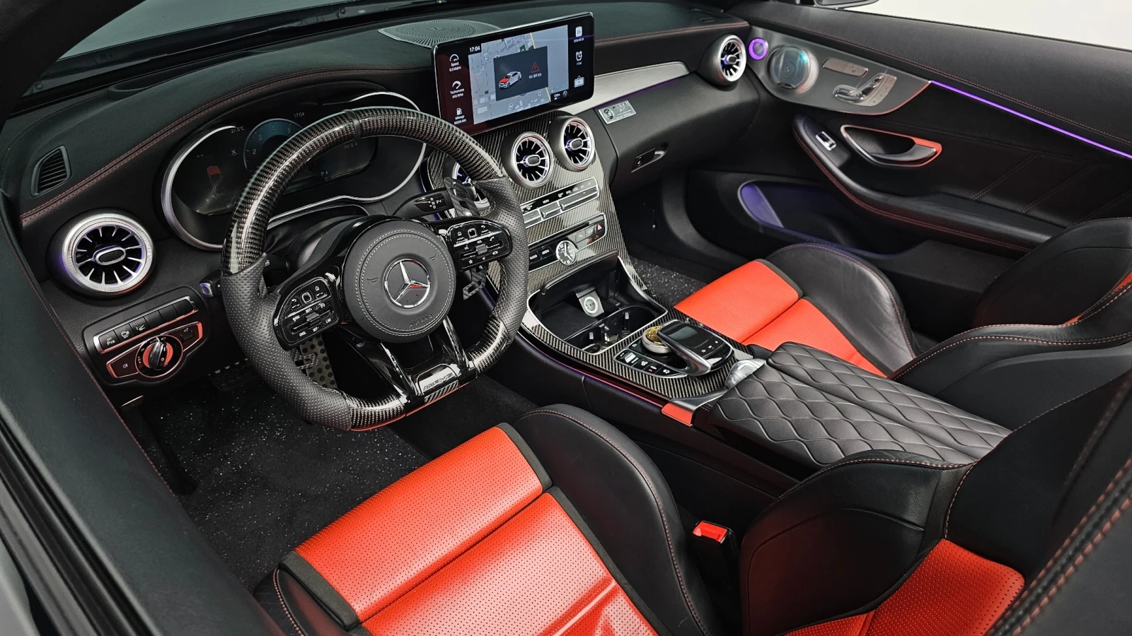 Mercedes-Benz C 63 AMG, снимка 12 - Автомобили и джипове - 54837899