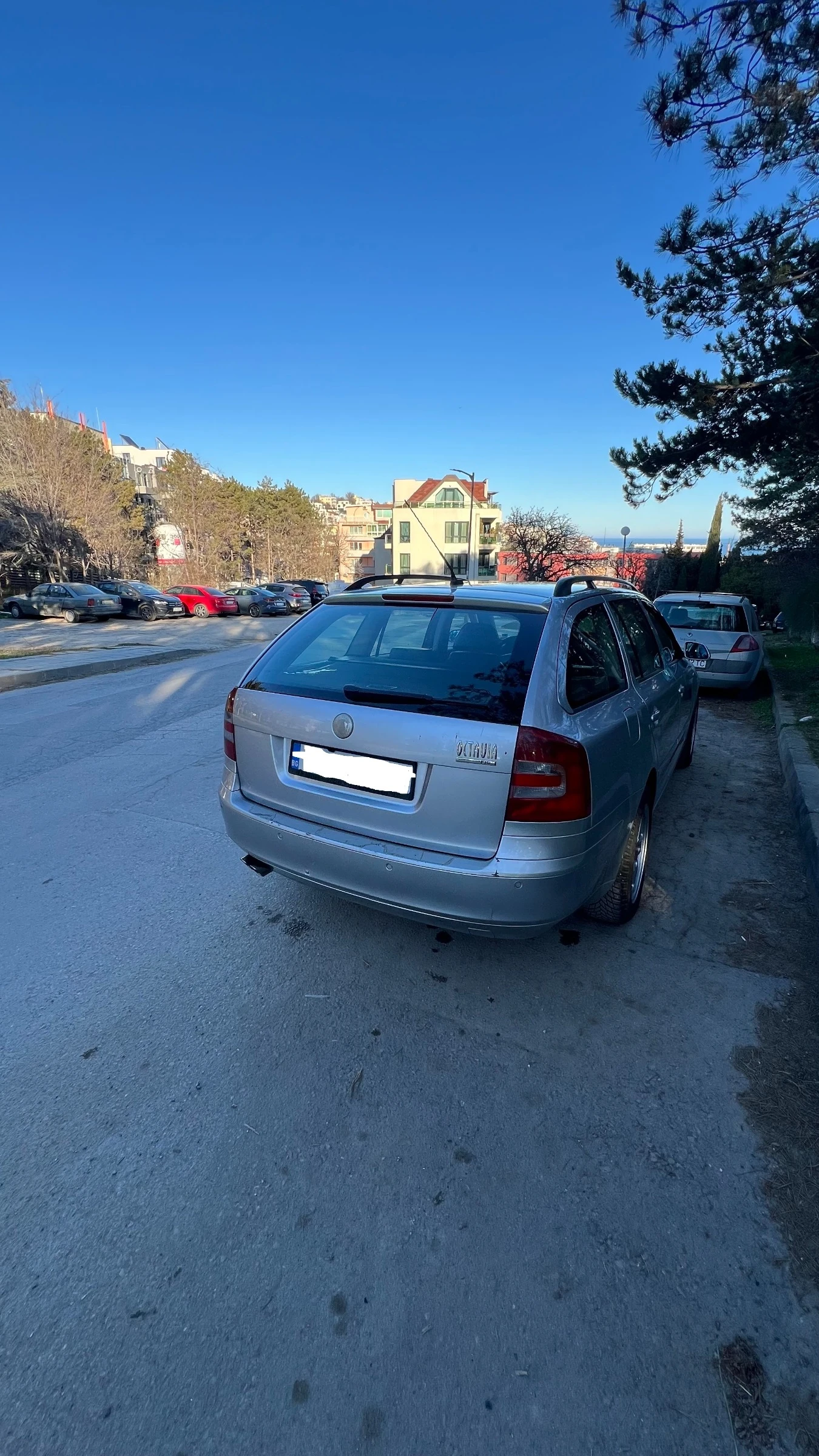 Skoda Octavia 2.0 I FSI LAURIN & KLEMENT, снимка 3 - Автомобили и джипове - 55077785