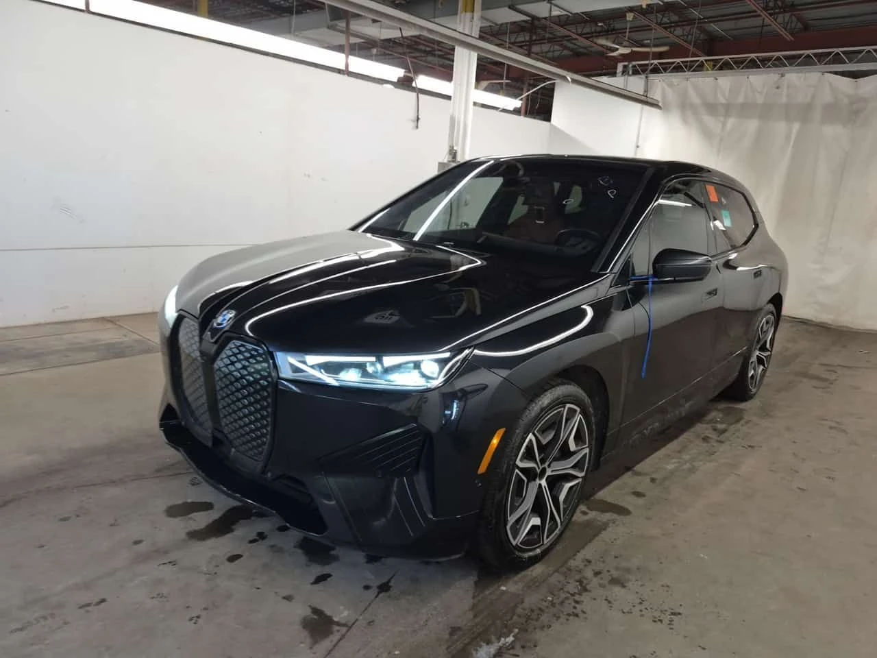 BMW iX XDRIVE50 | CARFAX | БЕЗ ПЪРВОНАЧАЛНА ВНОСКА