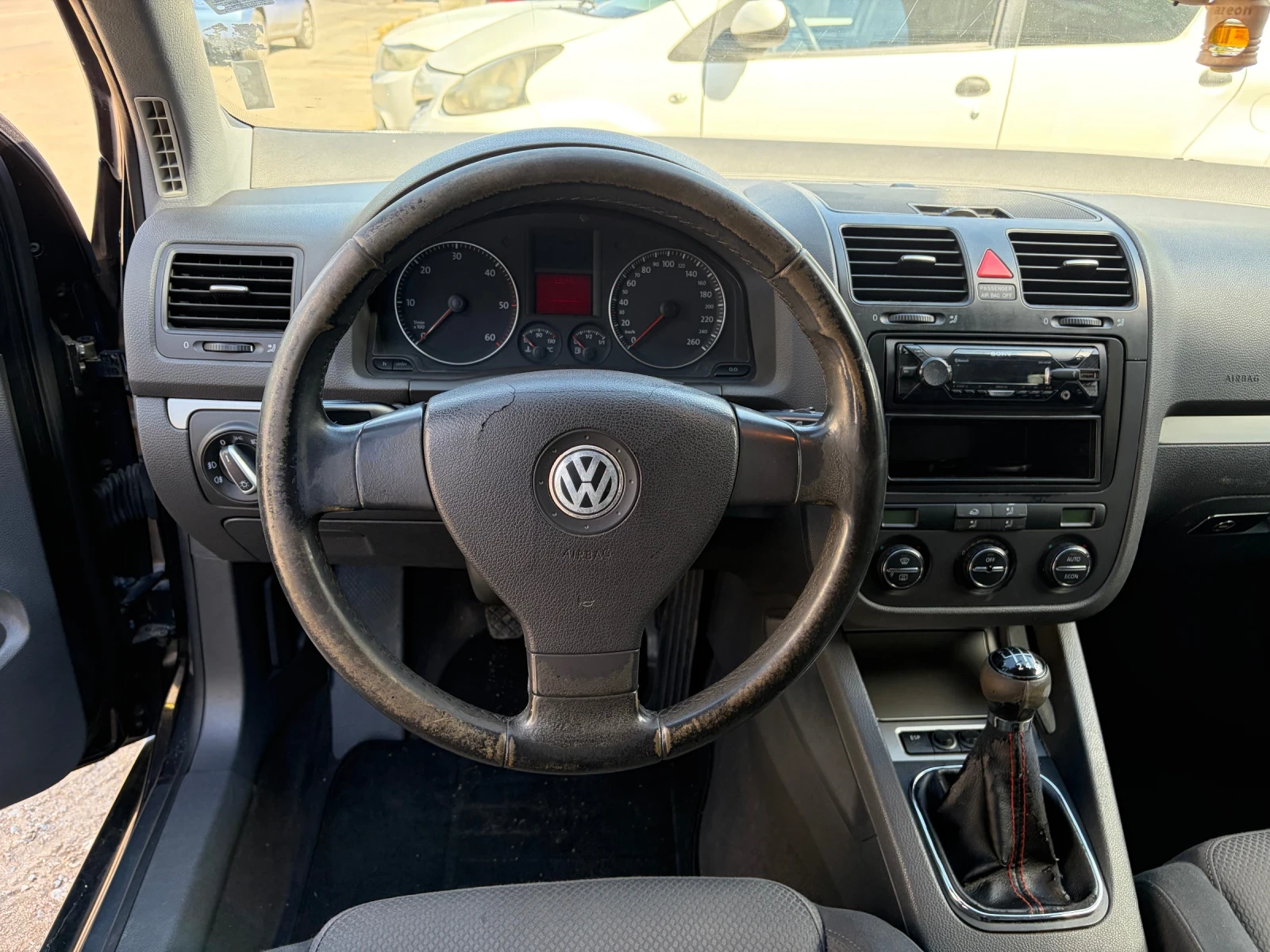 VW Golf 5 Без Прехвърляне, снимка 6 - Автомобили и джипове - 55222793