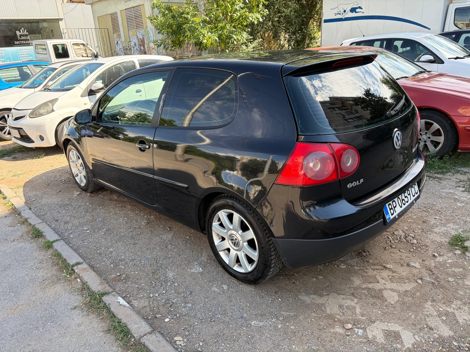 VW Golf 5 Без Прехвърляне, снимка 4 - Автомобили и джипове - 55222793