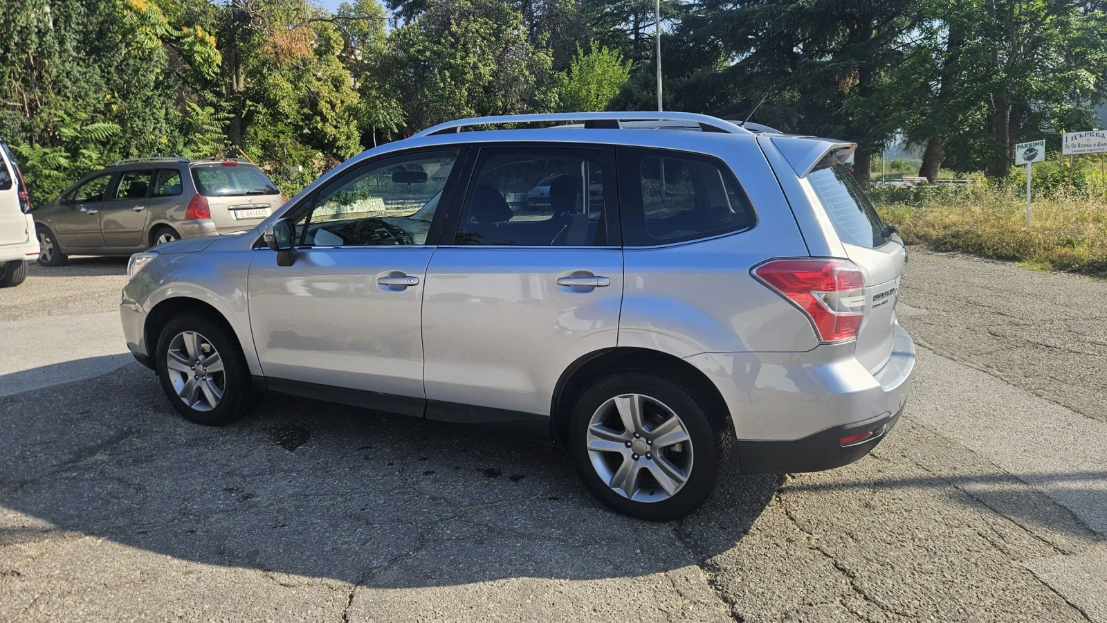 Subaru Forester Sj, снимка 4 - Автомобили и джипове - 55316049