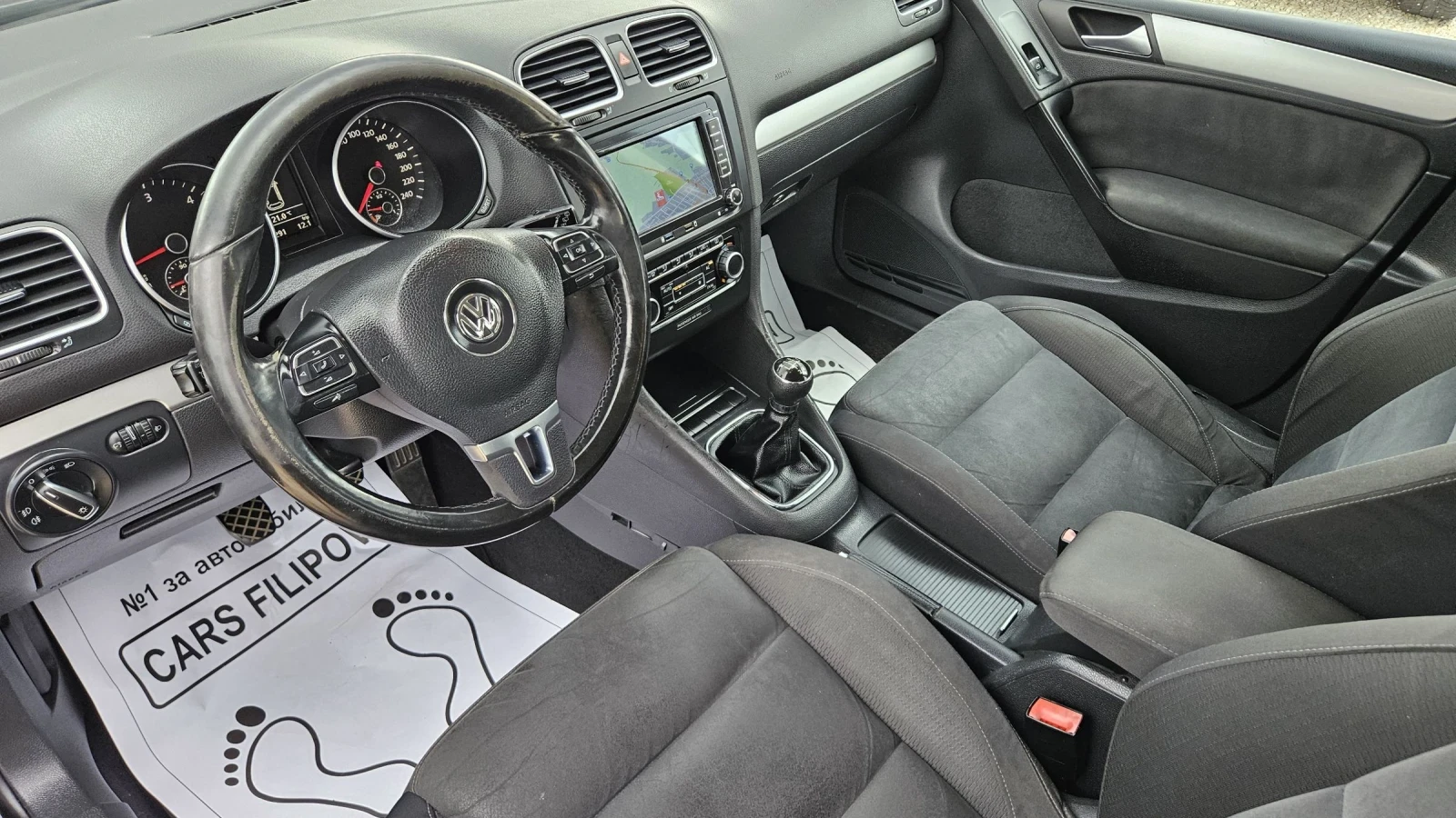 VW Golf 2.0 TDI, снимка 10 - Автомобили и джипове - 55410842