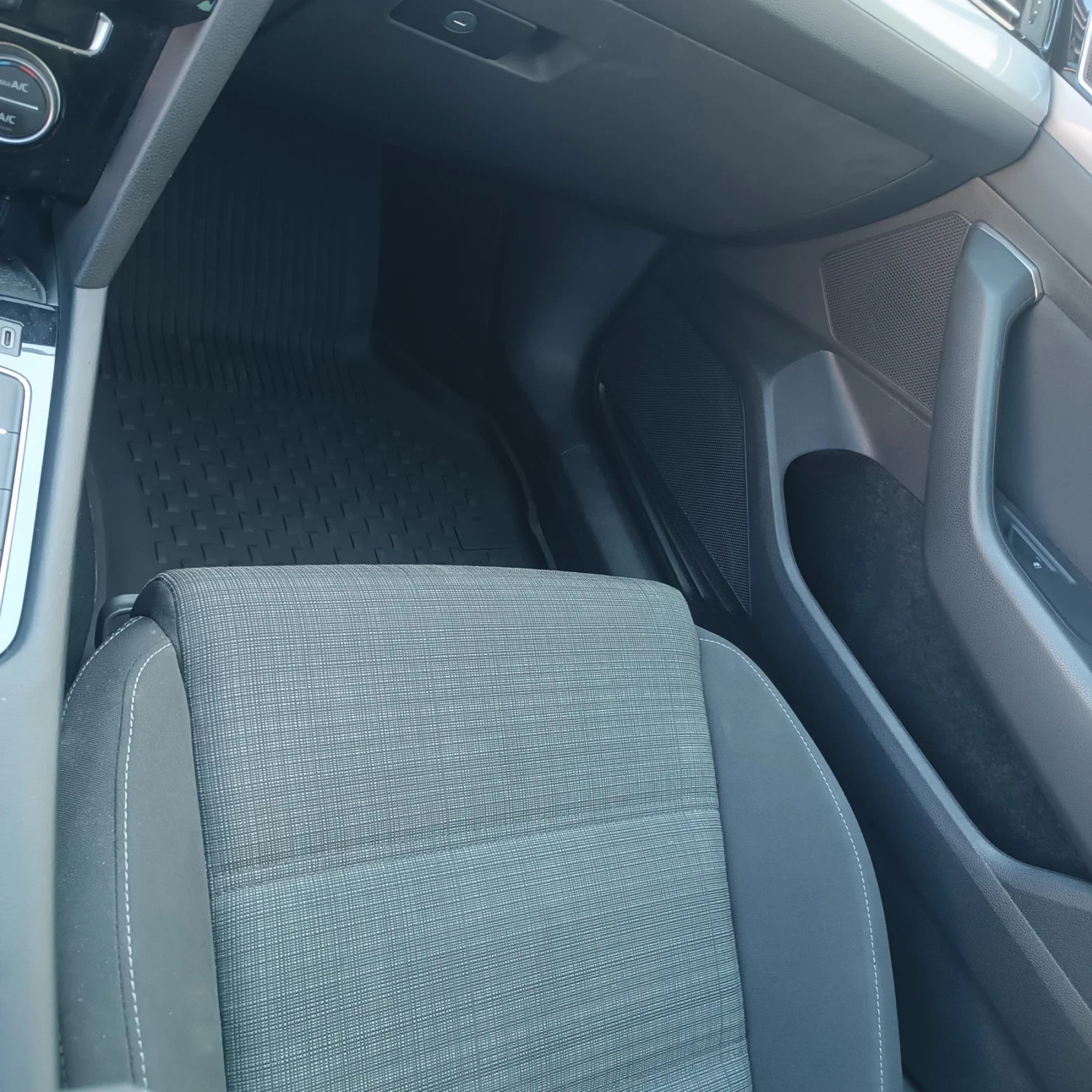VW Passat, снимка 6 - Автомобили и джипове - 55417425