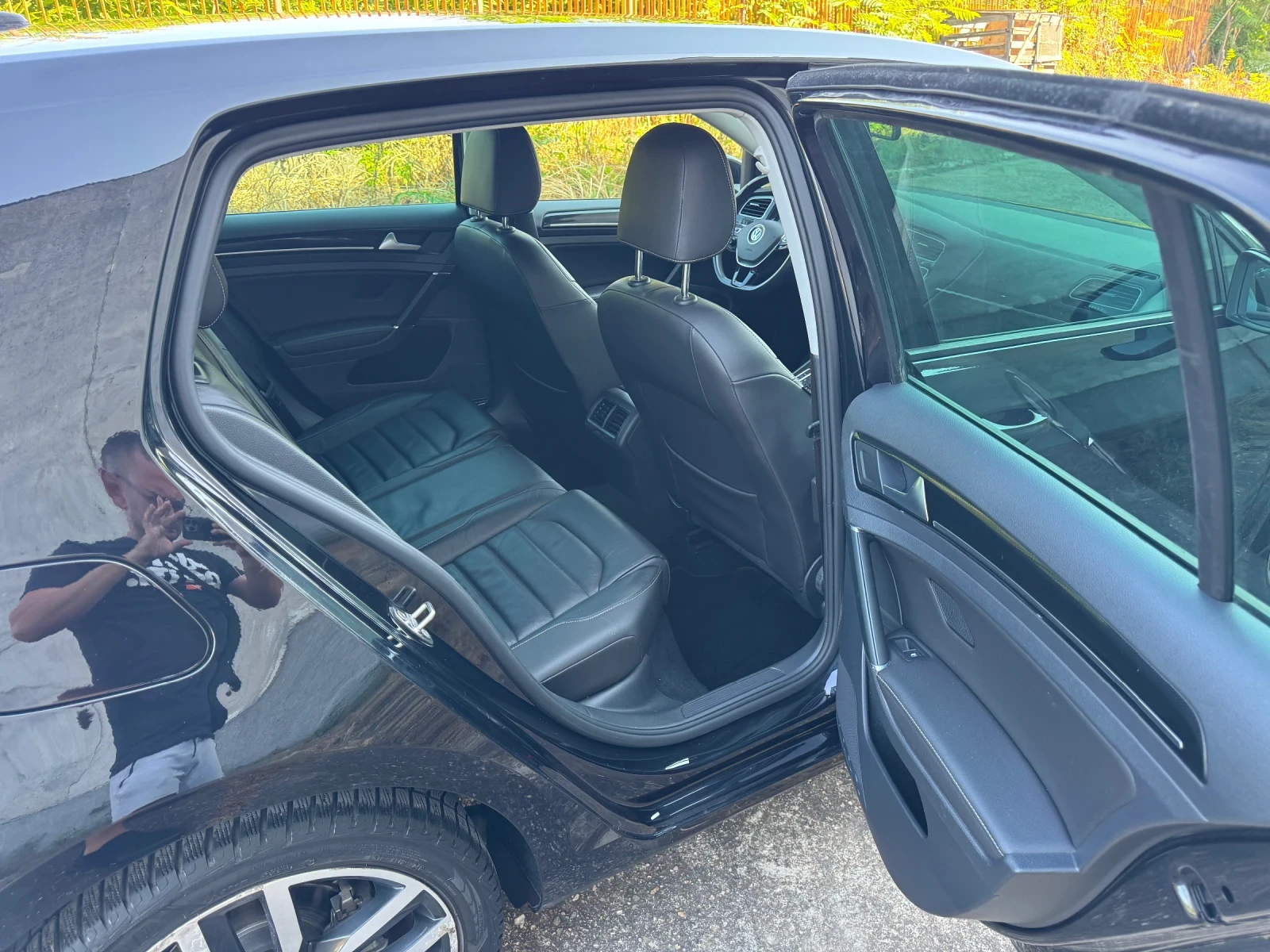 VW Golf 2.0TDI HIGHLINE KEYLESS DISTRONIC, снимка 8 - Автомобили и джипове - 55448381