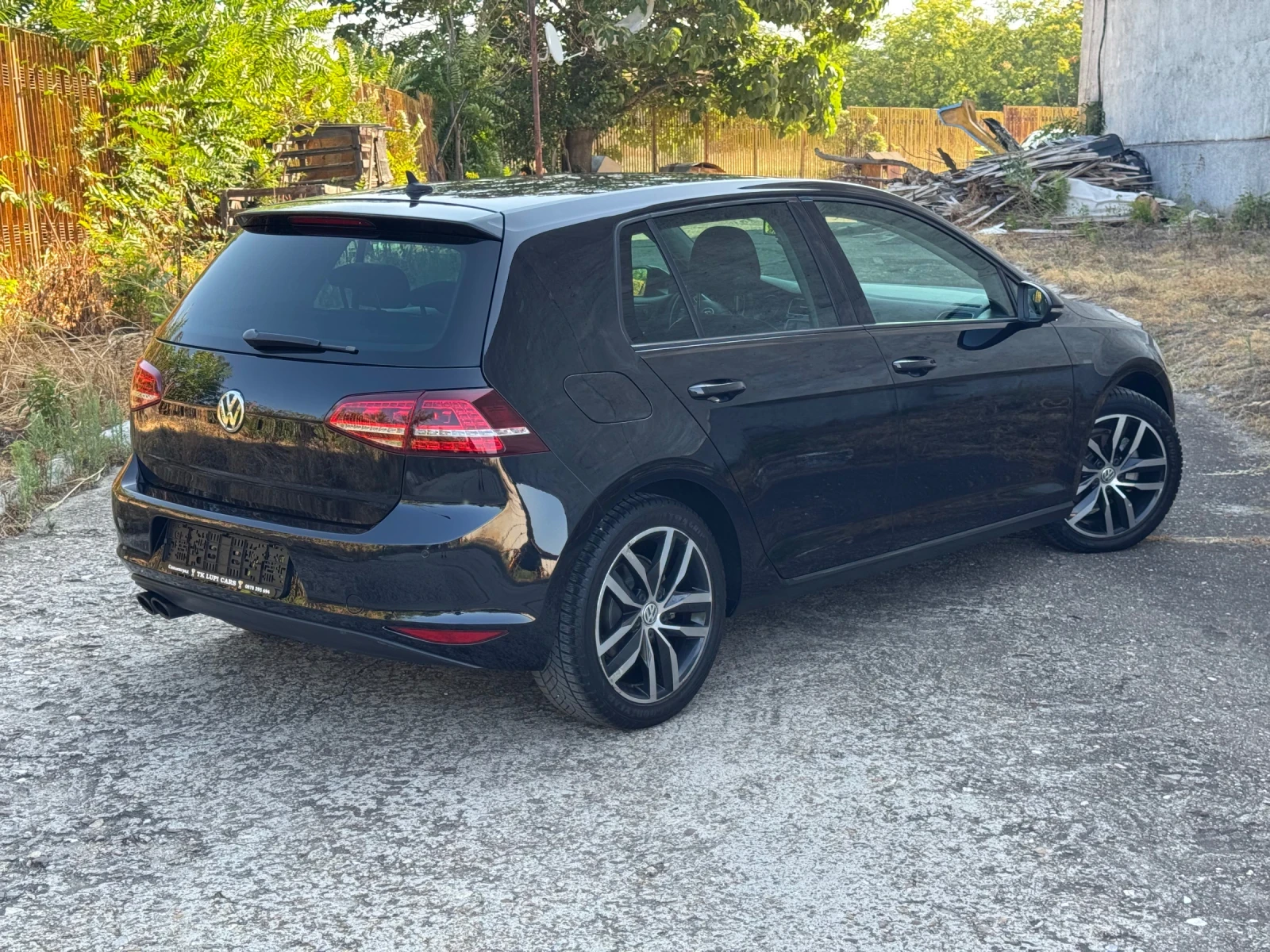 VW Golf 2.0TDI HIGHLINE KEYLESS DISTRONIC, снимка 3 - Автомобили и джипове - 55448381