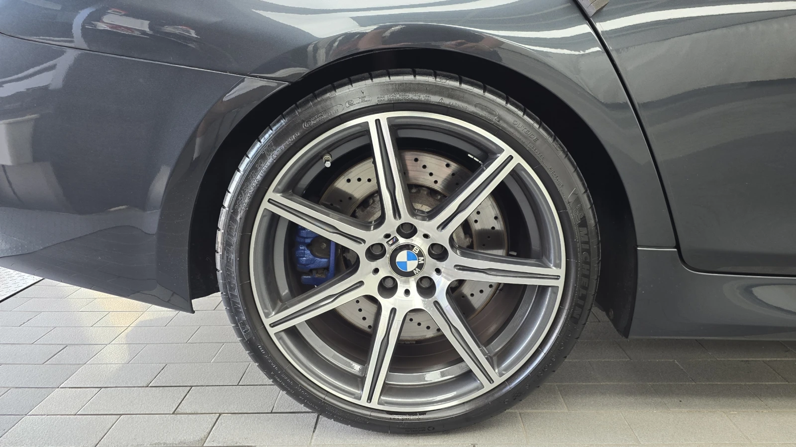 BMW M5 360* SOFT CLOSE* HUD* ЕЛ. БАГАЖНИК* КРАЙНА ЦЕНА, снимка 5 - Автомобили и джипове - 55496072